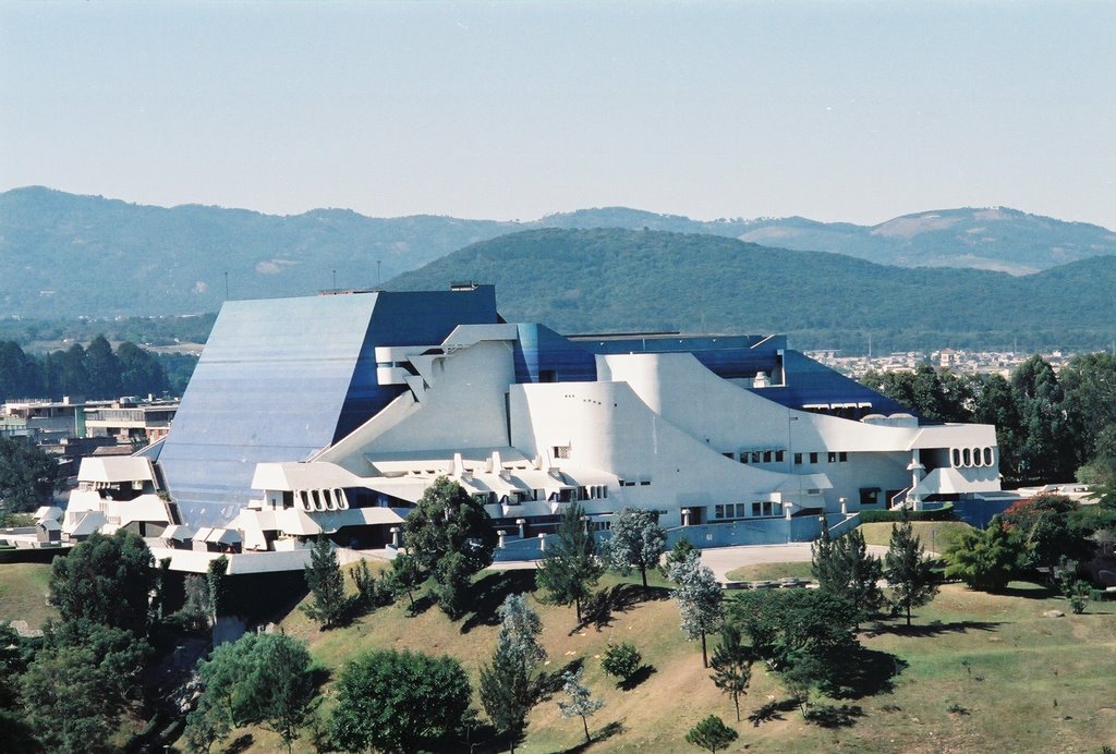 STM SERIES LINE ARRAY FOR NATIONAL THEATRE OF GUATEMALA