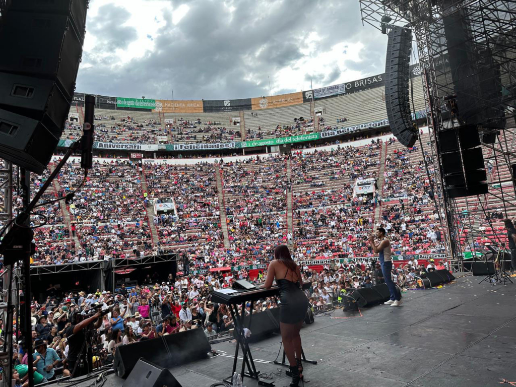 Telephone Workers Union calls on NEXO STM for Plaza de Toros festival in Mexico City