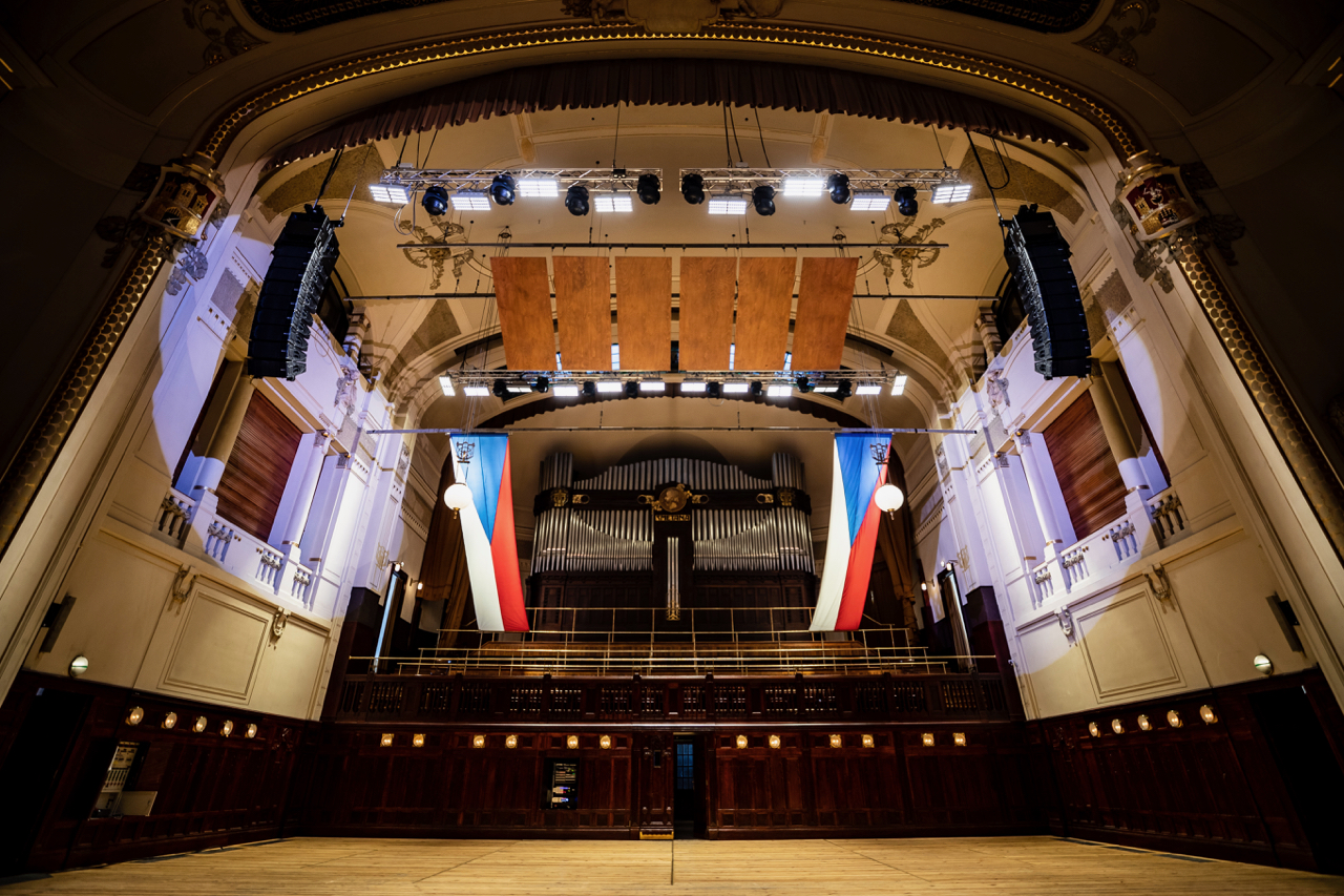 NEXO STM LINE ARRAY FOR CLASSIC CZECH CONCERT HALL