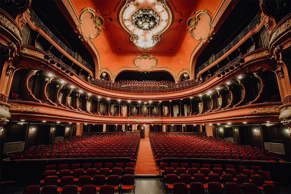 When a line array isn’t appropriate, NEXO ID84 fits the bill