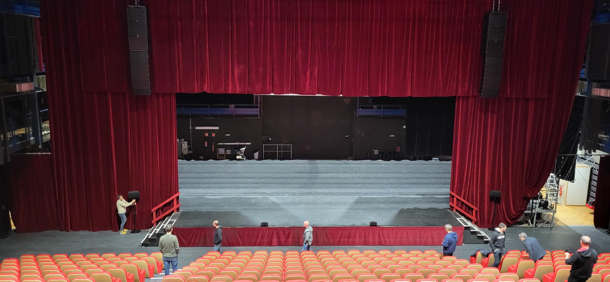 GEO M12 excels for music and drama at the Aragon Cultural Center