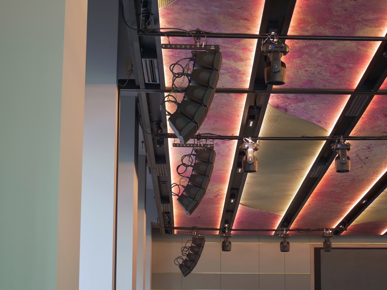 SMALL LINE ARRAY SUITS GREAT ROOM IN AUSTRALIA