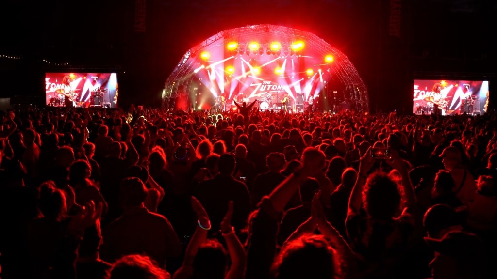 NEXO powers the Lakefest visitor experience on every stage