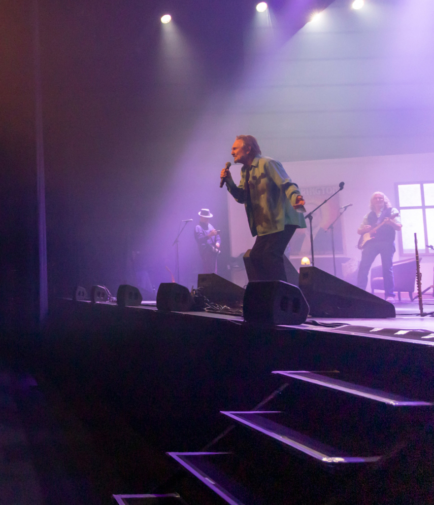 NEXO Alpha+ is set up and ready in an hour for Murray Head concert in France
