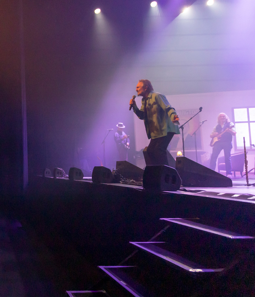 NEXO Alpha+ is set up and ready in an hour for Murray Head concert in France