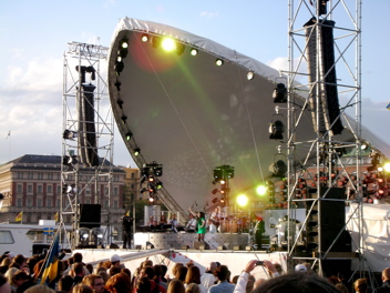 STOCKHOLM’S LOVE FESTIVAL USES GEO T AND S12