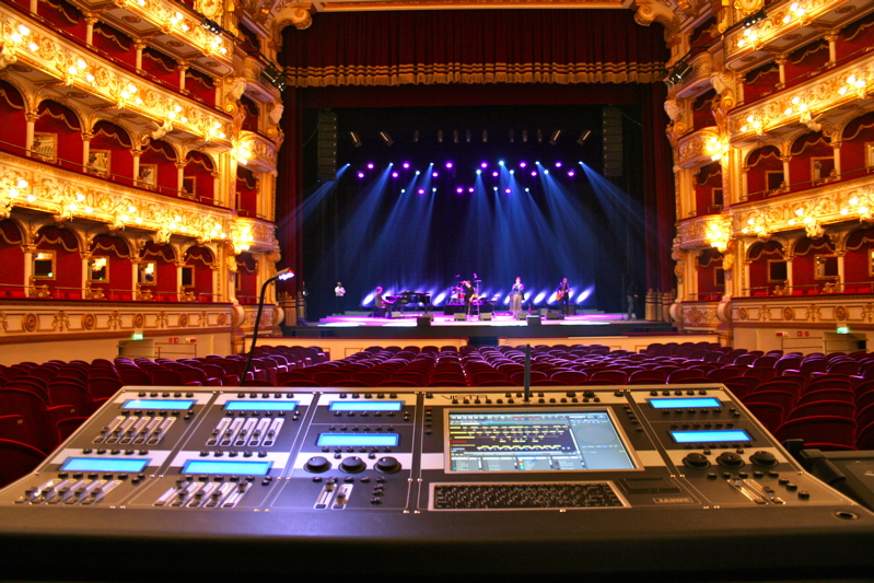 GEO S12s MATCH ELEGANCE OF BARI’S TEATRO PETRUZELLI