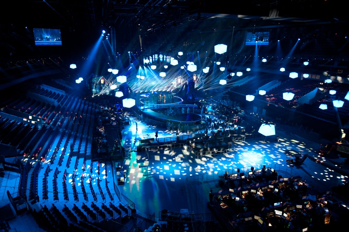 106 GEO T CABINETS PERFORM AT EUROVISION